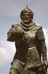 220px-Statue_de_Okba_ibn_Nafi_al_Fihri_en_Algérie