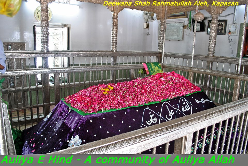 556875_136880703130774_1090496413_n